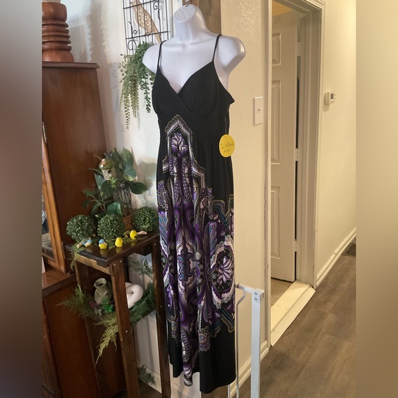 Emma & Michele Dresses & Skirts - Emma & Michele Black and White Lace Dress